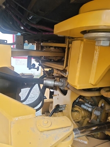 รถตักล้อยาง CAT966H มือสอง สำหรับงานก่อสร้าง รถตักหน้าขุดดินหนัก สำหรับงานในเหมืองและงานภาคสนาม - Product Image 4