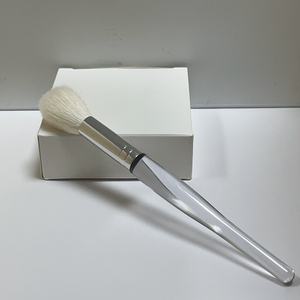 <span class=keywords><strong>Pinceau</strong></span> <span class=keywords><strong>de</strong></span> maquillage en poils <span class=keywords><strong>de</strong></span> chèvre blancs avec manche transparent pour le blush, la poudre, la <span class=keywords><strong>mousse</strong></span> nettoyante, le lavage du visage - Product Image 2