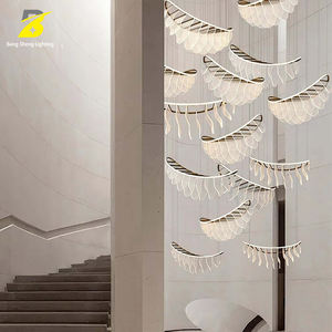 Lustre LED élégant en forme de <span class=keywords><strong>croissant</strong></span> de <span class=keywords><strong>lune</strong></span> - Suspension en tissu cascade pour escalier et atrium de loft - Product Image 6