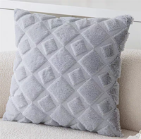 Coussins décoratifs carrés modernes pour canapé, en sherpa, brodés sur mesure, motif souris magique de Noël, pour la maison