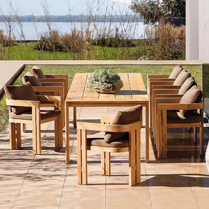 Conjunto de Mesa y Sillas de Teca para Patio Exterior, Resistente al Agua y a los Rayos UV, Ideal para Villas, Restaurantes, Jardines y Espacios Exteriores - Product Image 1