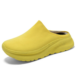 Chaussures de sport décontractées pour hommes, style chaussettes, avec tige en caoutchouc, doublure en PU, semelle EVA souple et légère, antidérapante et tricotée élastique - Product Image 1
