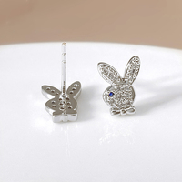 Boucles d'oreilles clous en forme de lapin mignon plaqué or avec strass en cristal, bijoux de mode pour femmes, cadeau