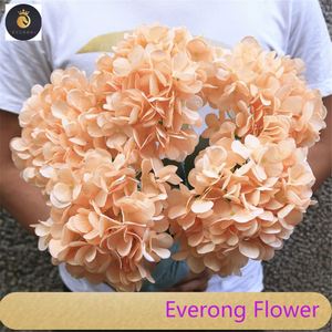 Muestra gratis 5 cabezas de seda artificial blanco Hortensia flor Hortensia flores para la decoración del hogar y la cocina - Product Image 4