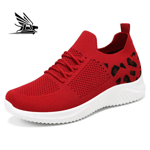 Sepatu Lari Wanita Ukuran Besar Motif Leopard <span class=keywords><strong>Cheetah</strong></span> dengan Tali dan Jaring di Bagian Depan untuk Olahraga Musim Panas - Product Image 4