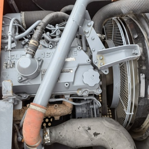 Excavatrice d'occasion d'origine japonaise en bon état Hitachi Zx240 Hitachi240 en vente avec peu d'heures de travail - Product Image 4