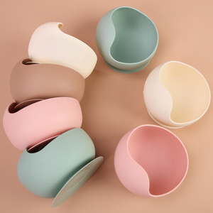 Juego de Vajilla de Silicona Personalizado para Bebés, Cuchara, Tenedor, Plato, Babero, Tapete, Tazón con Succión, Libre de BPA, Kit de Comida para Niños Pequeños - Product Image 2