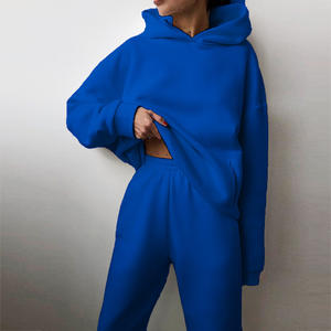 Set <span class=keywords><strong>Sportivo</strong></span> Primaverile 2025 con Felpa con Cappuccio e Pantaloni in Tinta Unita per <span class=keywords><strong>Donna</strong></span> - Product Image 6