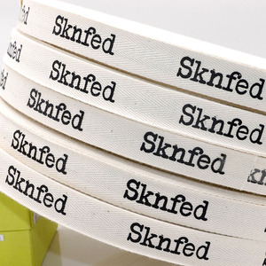 Chất lượng cao chuyên nghiệp biểu tượng tùy chỉnh 20mm 3/4 inch Trắng tự nhiên in Twill xương cá 100% bông BĂNG BĂNG - Product Image 1