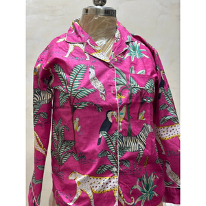 Camisetas de Manga Larga para Dormir, Cómodas, 100% Algodón, Color Rosa, con Estampado Personalizado de Animales y Bosques, para Mujer, Precio al por Mayor - Product Image 1