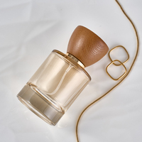 Botella de Perfume de vidrio brillante mate opaco transparente vacío con tapa de madera de Acacia de haya ceniza contenedor de aceite Spray