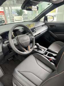 Toyota <span class=keywords><strong>Corolla</strong></span> Cross 2026 <span class=keywords><strong>2l</strong></span> Hybride Version Elite 2.0L Hybride Intelligent Édition Haut de Gamme Nouvelles Voitures Essence Voiture Neuve 2.0L SUV - Product Image 4