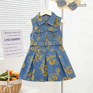 Vestito Estivo in Denim Senza Maniche per Bambine, Gonna in Denim con Stampa Floreale, Outfit Alla Moda per Ragazze - Product Image 2
