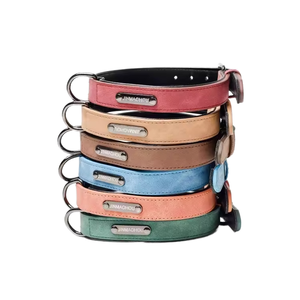 Conjunto de <span class=keywords><strong>Collar</strong></span> y Correa para Perro de Cuero Personalizado de Alta Calidad, Clásico, Táctico, con Remaches, Resistente al Agua, Moderno y de Lujo - Product Image 1