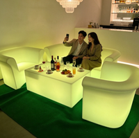 Verhuurbare buitenbar LED bar meubelsets met afstandsbediening, kleurveranderend, waterdicht, nachtclub, plastic LED verlichte barbank en -stoel