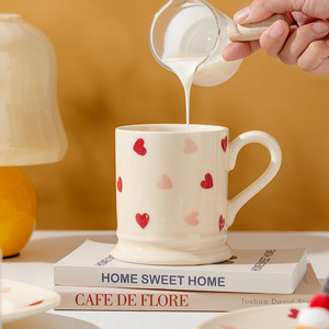 Vente directe d'usine Heart Series Set <span class=keywords><strong>de</strong></span> vaisselle <span class=keywords><strong>en</strong></span> céramique crème Love Design Assiettes <span class=keywords><strong>en</strong></span> <span class=keywords><strong>porcelaine</strong></span> <span class=keywords><strong>Assiette</strong></span> à gâteau <span class=keywords><strong>en</strong></span> céramique - Product Image 4