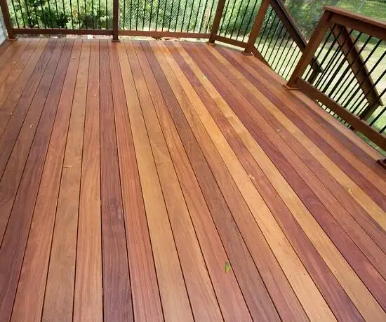 Decking Luar Ruangan Kayu Jati Brasil Sangat Tahan Lama Kayu Alami