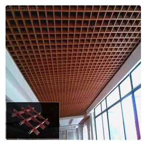 <span class=keywords><strong>Plafond</strong></span> en grille d'aluminium couleur bois, décoration intérieure, grille en métal à cellules ouvertes, lamelles métalliques, <span class=keywords><strong>couloir</strong></span> d'appartement, hall, faux <span class=keywords><strong>plafond</strong></span> - Product Image 1