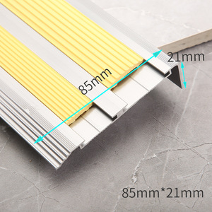 <span class=keywords><strong>Bande</strong></span> <span class=keywords><strong>antidérapante</strong></span> en alliage d'aluminium pour <span class=keywords><strong>escalier</strong></span>, profilé en L 70*20mm, <span class=keywords><strong>bande</strong></span> de bordure d'angle droit <span class=keywords><strong>antidérapante</strong></span> pour carrelage, étanche, sécurisée et moderne - Product Image 4