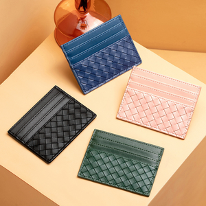 फैशन स्लिम पुरुषों को बुने वाले पु चमड़े के आईडी कार्ड धारक कारखाने कस्टम थोक न्यूनतम व्यापार बटुआ - Product Image 4