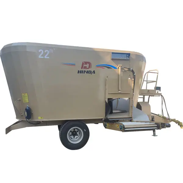 PTO drives the sale price of TMR feed mixers for cattle feed on agricultural farms