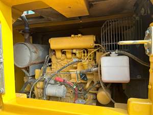 Excavadora Hidráulica Pequeña Original Tipo Oruga 307.5 con Motor Diésel, Pocas Horas de Uso, Capacidad de 7.5 Toneladas - Product Image 2