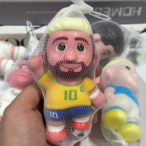 Figurines <span class=keywords><strong>de</strong></span> stars du football 2026 Cristiano Ronaldo, Neymar, Mbappé, Haaland en PU – Jouets anti-stress à rebond lent - Product Image 3