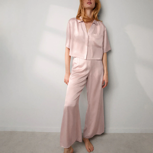 Ensembles de pyjamas en satin de soie de luxe pour femmes, manches courtes, doux, 100% soie, grandes tailles, vêtements de détente pour le printemps et l'été - Product Image 1