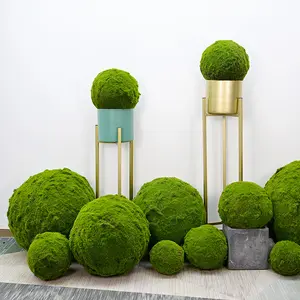 Nuevo diseño simulación musgo bola felpa verde Artificial Micro paisaje decoración edificio techo para la venta