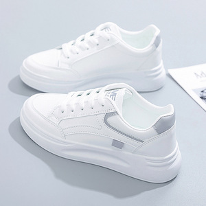 Zapatillas <span class=keywords><strong>Deportivas</strong></span> Casuales de Estilo Nuevo al por Mayor para <span class=keywords><strong>Mujer</strong></span>, Zapatillas <span class=keywords><strong>Deportivas</strong></span> Casuales para Estudiantes, Zapatillas <span class=keywords><strong>Blancas</strong></span> Versátiles con Suela Gruesa para Verano y Otoño - Product Image 4
