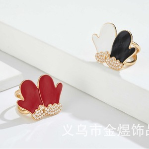 Broche Gants de Noël Cartoon en Alliage de Zinc et Imitation Perle, Accessoire de Mode Unisexe - Product Image 1