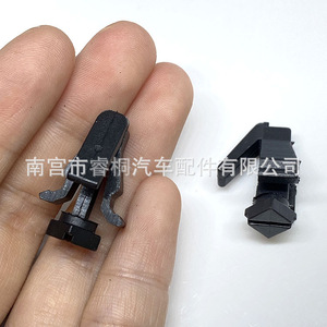Clip de fixation de calandre avant Shuangxuan, fixation de pare-chocs 76882-0M060 pour Nissan Infiniti Qashqai - Product Image 4