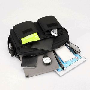 Échantillon gratuit Nouveau sac à bandoulière Sac à main multifonctionnel Imperméable Pu Sac à bandoulière simple tendance Sac pour homme - Product Image 4