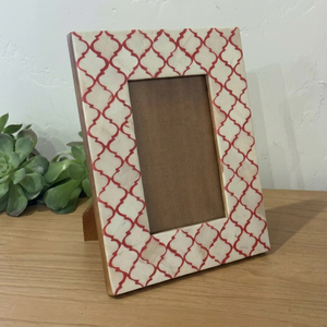 Hot Selling Bone and Resin Inlay <b>Picture</b> <b>Frame</b> for Interior Designers and Retailers with Full Customization Options <b>wholesale</b> - Product Image 1