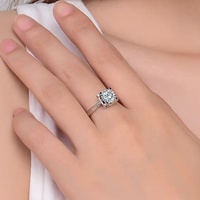 Bague de fiançailles solitaire 1 carat avec pierre principale, style tête de taureau à quatre griffes, diamant de laboratoire rond brillant, bague de mariage en or 18 carats