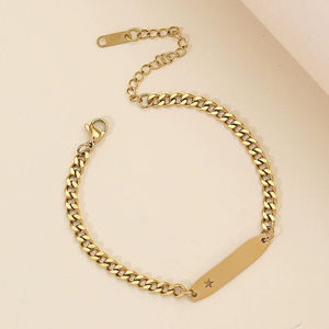 Bracelet en acier inoxydable vierge en gros avec un design minimaliste ajouré étoile soleil cœur et courbé avec option de gravure personnalisée - Product Image 5