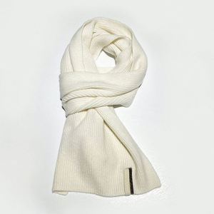 Bufanda de Lana y Cachemira con Cadena de Perlas para Hombre y Mujer, Color Sólido, Cálida y a la Moda, Nueva Colección Otoño Invierno 2025 - Product Image 6