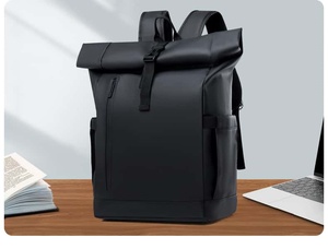 Mochila de Lujo Minimalista con Marco Externo de Nailon, Cierre de Cremallera y Broche, Impermeable, Unisex, 20-37L, para Uso Diario - Product Image 2