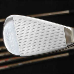 مجموعة مضارب الجولف للرجال مصنوعة من الفولاذ المقاوم للصدأ المطروق مع مقبض مطاطي وشعار مخصص - Product Image 6