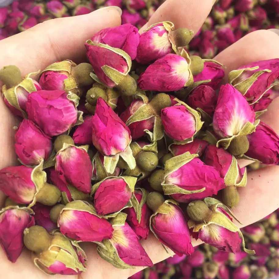 wholesale Bulk dried roxburgh rose petals eatable flower buds small freeze rose buds tea dry texture leaf stem