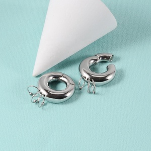 Großhandel Körper Edelstahl Magnet kreis Ohr gewichte Große Spur Skorpion Mond Piercing Ohrringe Schwere Ohr kegel Stahl - Product Image 1