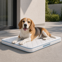 Coussin de couchage moderne pour chien avec matelas matelassé, support stable et base antidérapante, idéal pour l'extérieur et les chiens de taille moyenne