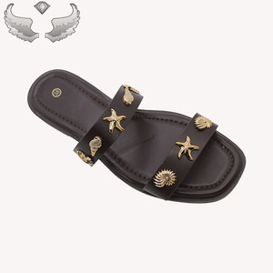 Sandales et pantoufles pour femmes de haute qualité, à faible MOQ pour les essais, élégantes, scintillantes, durables et légères - Product Image 2