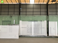 Porte d'allée blanche de luxe de conception supérieure Double porte de panneau de clôture de sécurité principale pour le service de modélisation 3D d'appartement de villa inclus