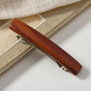 Pince à cheveux en bois minimaliste de style chinois, élégante et raffinée, pince latérale de grande valeur, accessoire capillaire pour femme, idéale pour le cheongsam. - Product Image 2