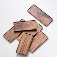 Plateau à thé rectangulaire en bois de noyer poli de style japonais moderne, idéal pour la maison, les cafés, et comme plateau jetable pour fruits et gâteaux lors de fêtes.