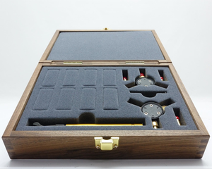 Keysight Used 85033E Mechanical Calibration Kit 9 GHz 3.5 Mm Aluminum/Fiber Materials Power Supply System for <b>Instruments</b> Keysig - Product Image 1