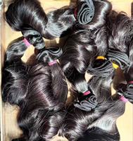 Prix d'usine : Lots de cheveux indiens bouclés bruts, Extensions de cheveux vietnamiens bruts, Cheveux indonésiens bruts, Cheveux bouclés birmans bruts, Cheveux bruts