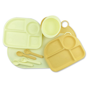 Ensemble d'alimentation pour bébés et enfants en silicone de qualité alimentaire, assiette, bol à ventouse, vaisselle pour micro-ondes, ensemble de sevrage pour bébé - Product Image 4