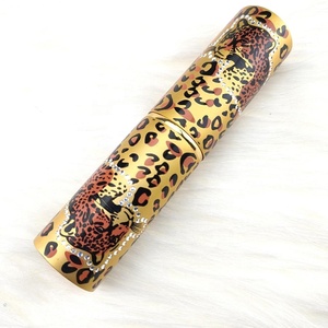 Thuần Chay Chuyên Nghiệp Chất Lượng Cao Đầy Màu Sắc Biểu Tượng Tùy Chỉnh Nhãn Hiệu Riêng Vàng Make Up Với Bìa Leopard Print Trang Điểm Bàn Chải Với Cap - Product Image 6